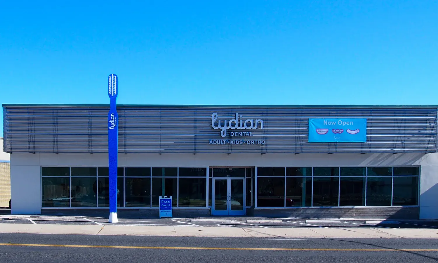 Lydian Dental — Pylon — before